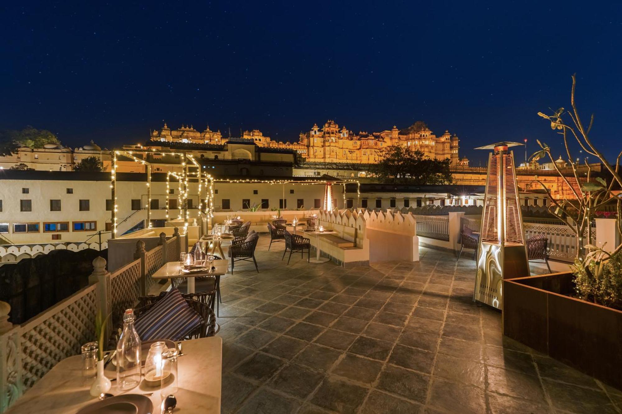 Manuscript - Jhilwara Haveli Hotel Udaipur Buitenkant foto