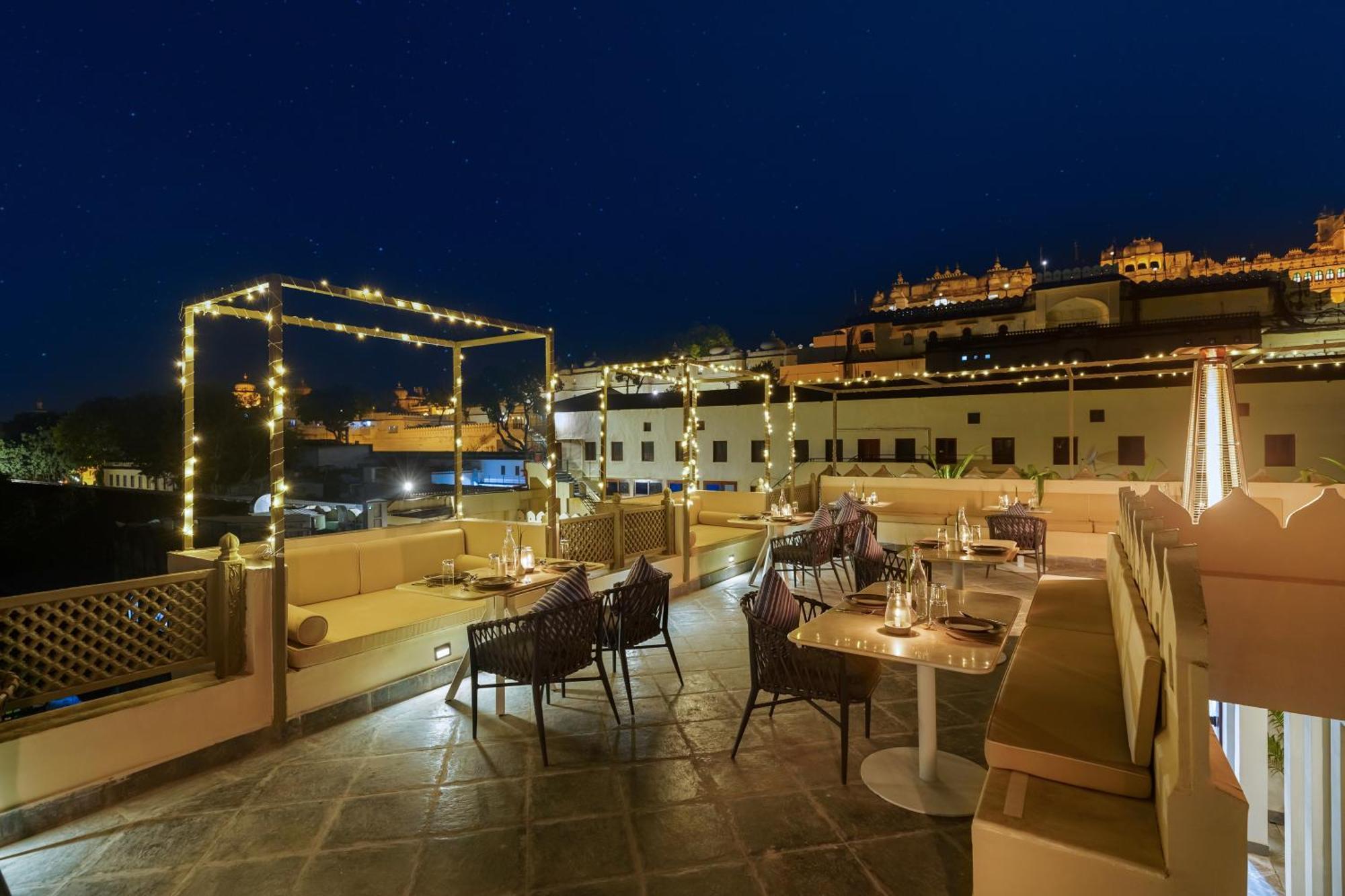 Manuscript - Jhilwara Haveli Hotel Udaipur Buitenkant foto