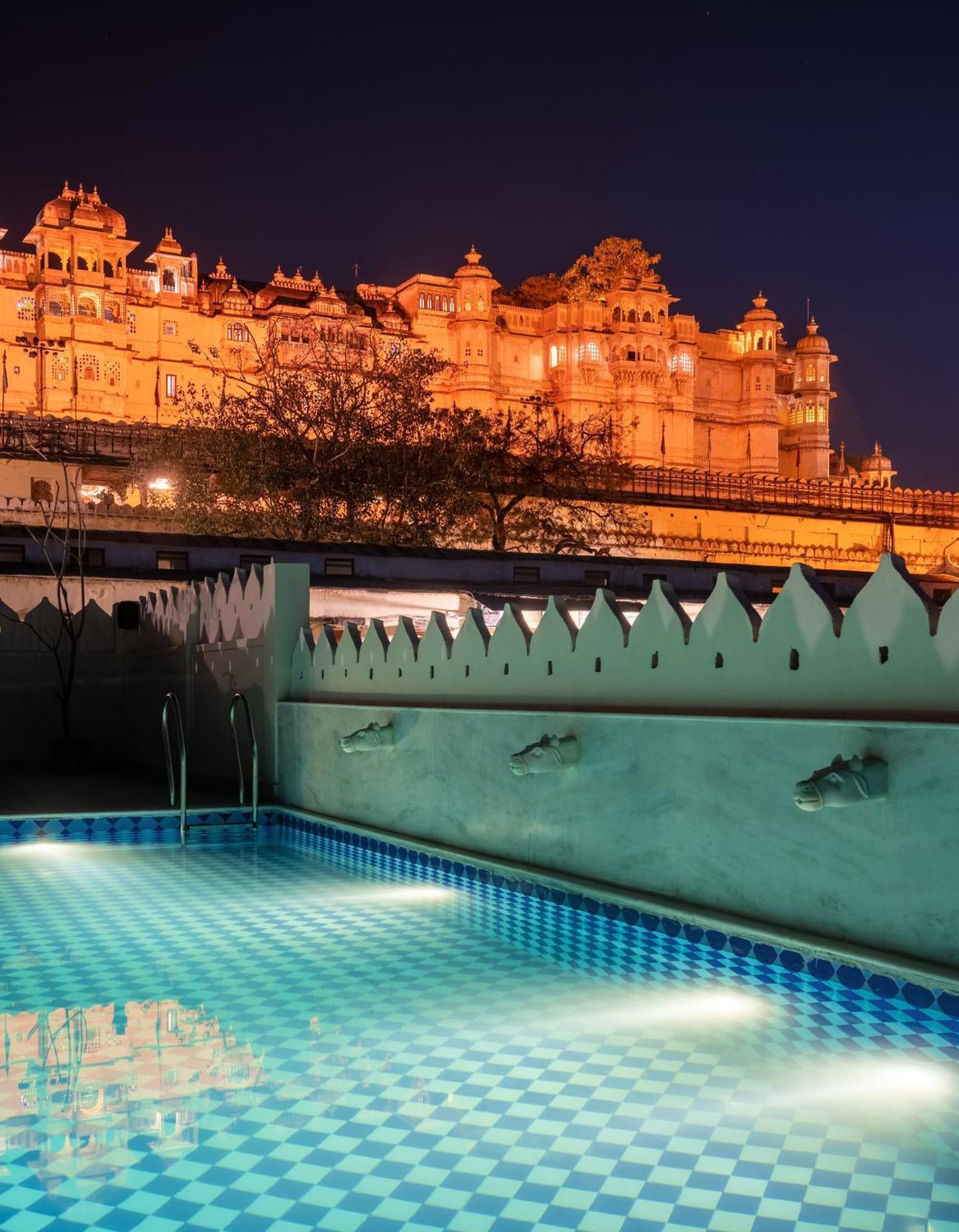Manuscript - Jhilwara Haveli Hotel Udaipur Buitenkant foto